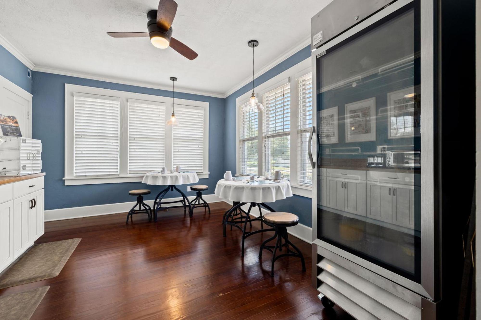 Bed and Breakfast The Kenwood Gables St. Petersburg Exteriér fotografie