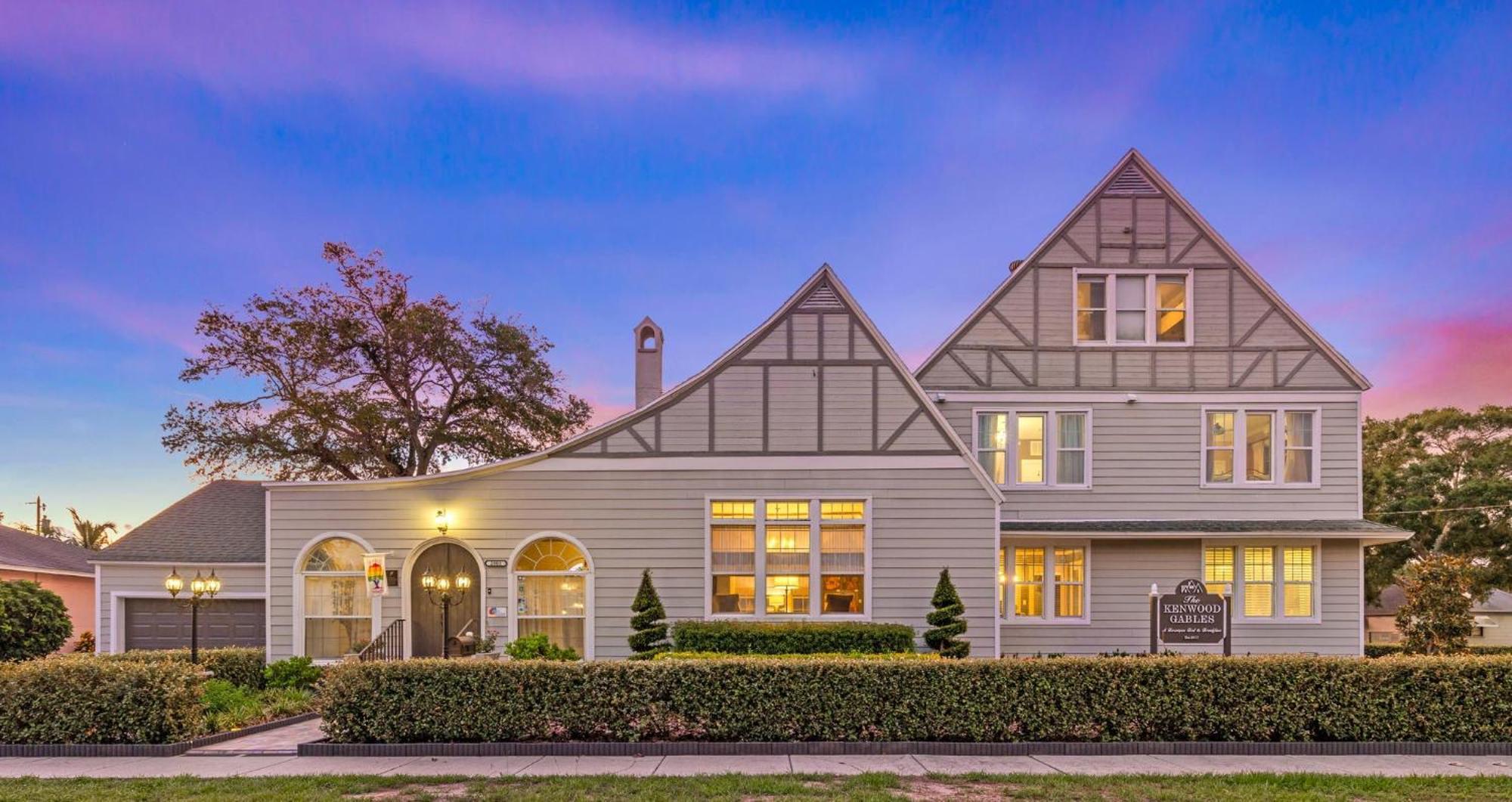 Bed and Breakfast The Kenwood Gables St. Petersburg Exteriér fotografie