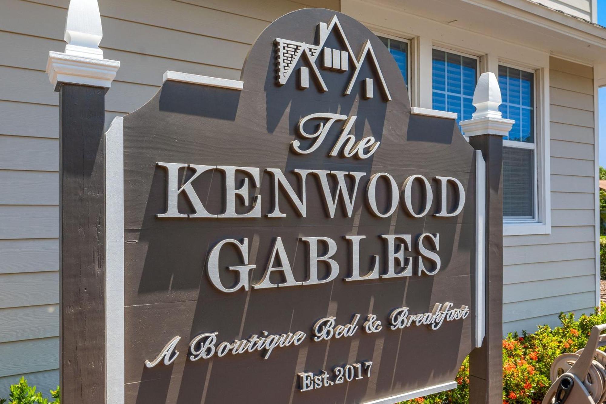 Bed and Breakfast The Kenwood Gables St. Petersburg Exteriér fotografie