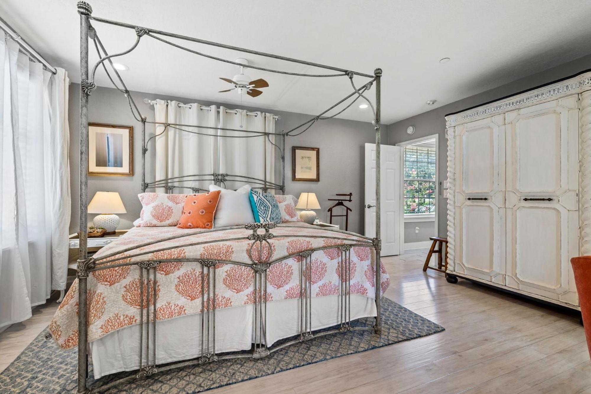 Bed and Breakfast The Kenwood Gables St. Petersburg Exteriér fotografie