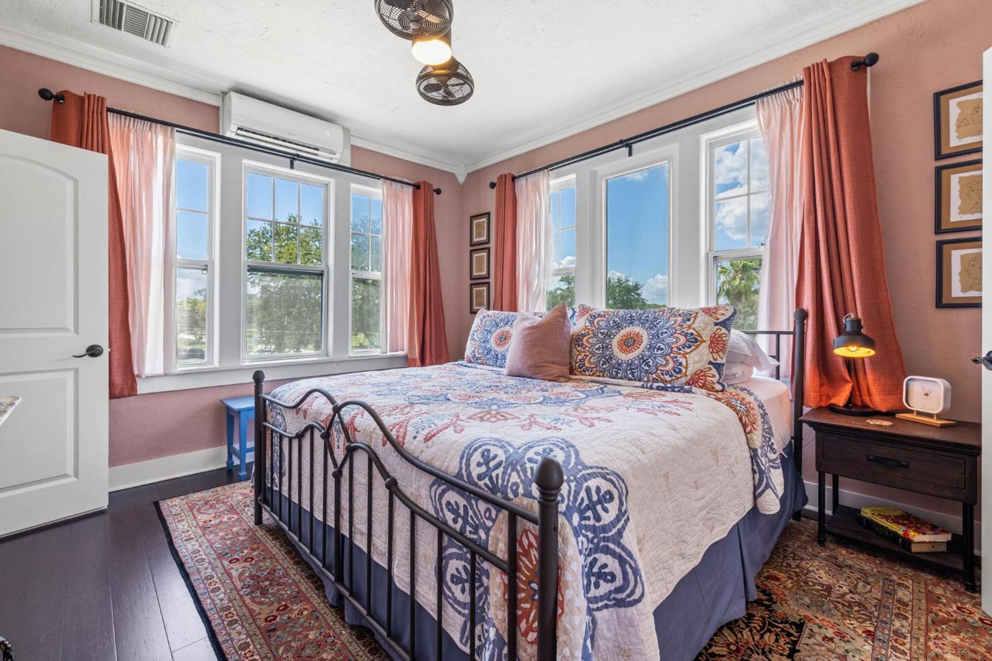 Bed and Breakfast The Kenwood Gables St. Petersburg Exteriér fotografie